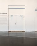 Installationsansicht Titel; Several Ways of Reading, 2012, Triptychon